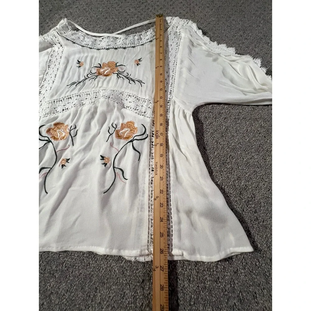 POL Embroidered Floral Lace Blouse Women S White WFT45 Boho Crochet Pintuck Top - Picture 8 of 9